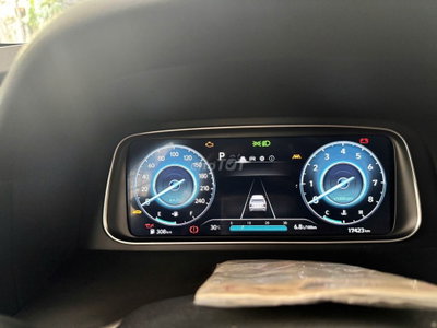 Hyundai Creta Xanh 17423 km