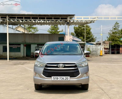 Xe Toyota Innova 2.0E 2019