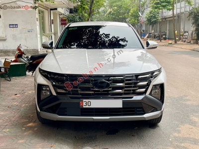 Xe Hyundai Tucson 2.0 2025
