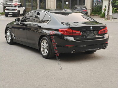 Xe BMW 5 Series 520i 2018