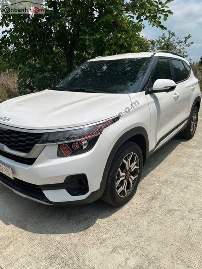 Xe Kia Sonet Deluxe 1.5 AT 2023