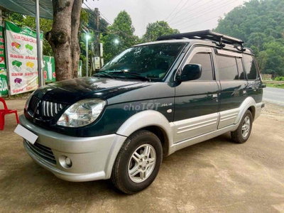 Mitsubishi Jolie 8 chỗ Xanh rêu