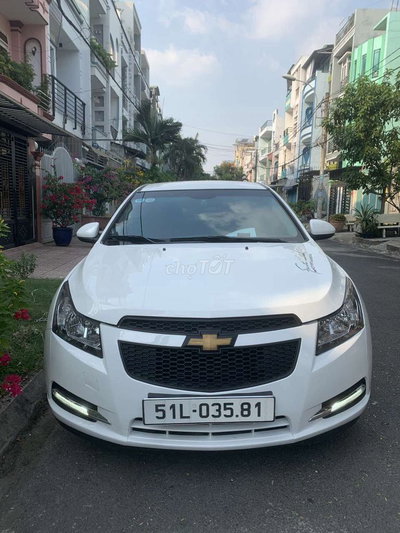 Chevrolet Cruze LTZ Trắng