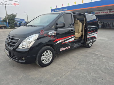 Xe Hyundai Grand Starex 2.5 MT 2017