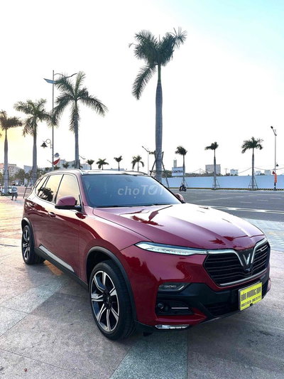 Vinfast Lux SA 2.0 2021 Đỏ 68000 km