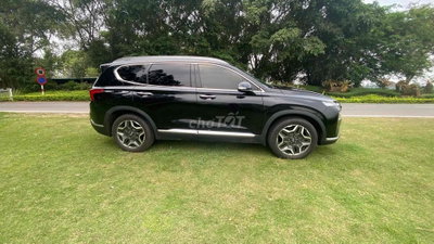 Hyundai SantaFe cao cấp 2.2L HTRAC 2020 xe chính