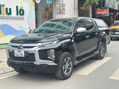 Mitsubishi Triton Mivec 2022 Đen 60.000 km