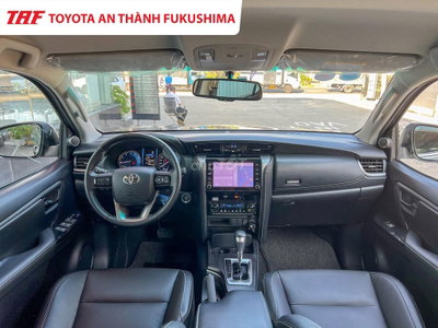 Toyota Fortuner 2023 2.7V 8025 Km Bạc