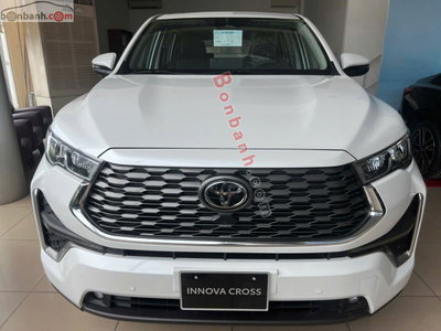 Xe Toyota Innova Cross HEV 2.0 CVT 2026