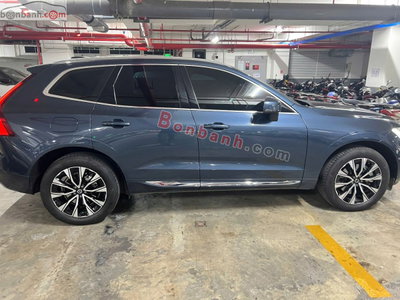 Xe Volvo XC60 Ultimate Bright B6 AWD 2024