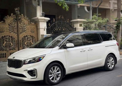 KIA Sedona 2019 Trắng 85000 km