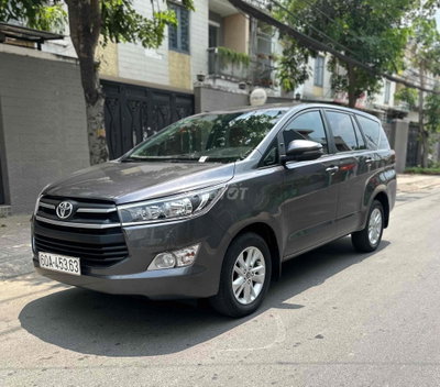 Toyota Innova 2018 2.0G 35000km