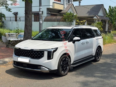 Xe Kia Carnival Signature 2.2D 2025
