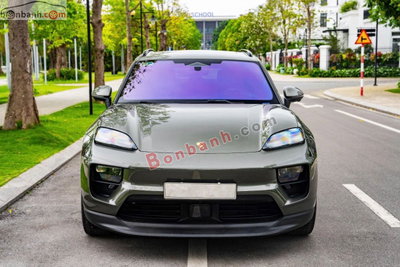 Xe Porsche Macan 4 EV 2024