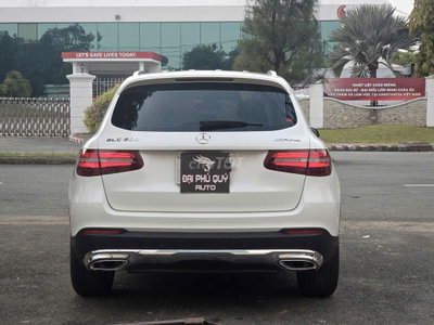 Mercedes GLC 200 (2019) – Trắng/Đen Cực Sang