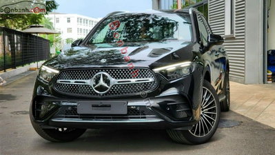 Xe Mercedes Benz GLC 300 4Matic 2026