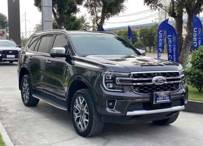 ✅Ford Everest tita 2 cầu 2023 siêu đẹp