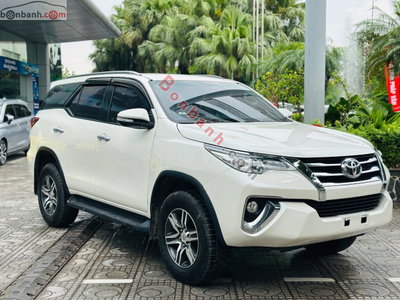 Xe Toyota Fortuner 2.7V 4x2 AT 2019
