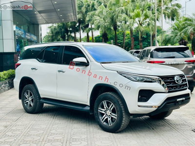 Xe Toyota Fortuner 2.4L 4x2 AT 2024