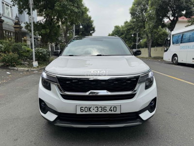 Kia Seltos 2023 Luxury 27000 km Trắng