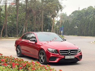 Xe Mercedes Benz E class E300 AMG 2019