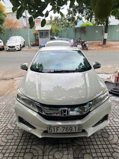 City 2016 CVT 98900km Trắng không sang tên