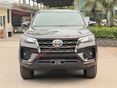 Xe Toyota Fortuner 2.4G 4x2 AT 2021