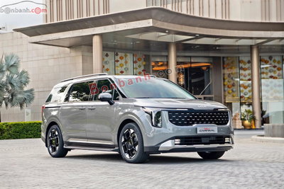 Xe Kia Carnival Signature 2.2D 2026