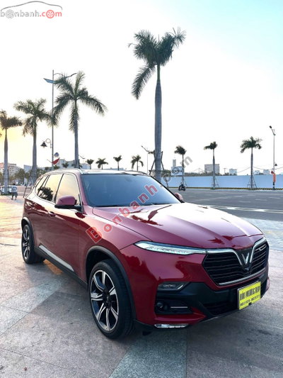 Xe VinFast Lux SA 2.0 Premium 2.0 AT 2021
