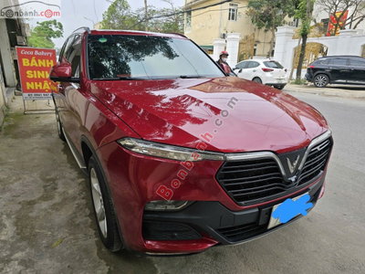 Xe VinFast Lux SA 2.0 Base 2.0 AT 2020