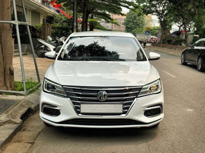 MG 5 MT 2024 Trắng 1 vạn km