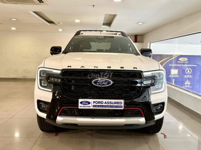 Stormtrak 2025 lướt xe bán tại hãng Ford