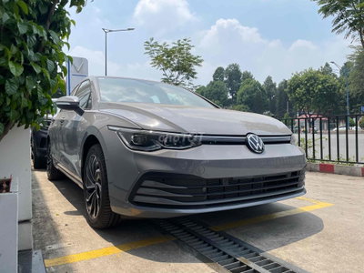 Volkswagen Golf Xe Nhập Đức HT Vay 100%