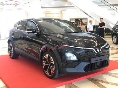 Xe VinFast VF6 Plus 2026