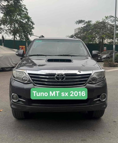 Toyota Fortuner 2016 MT Xám