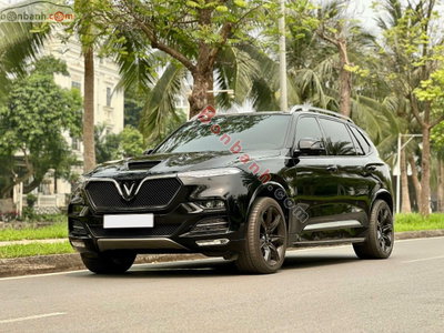 Xe VinFast President 6.2 V8 2020