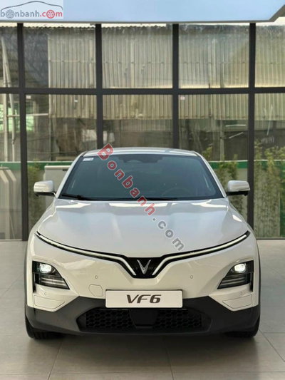 Xe VinFast VF6 Plus 2026