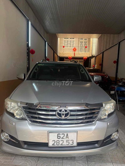 Toyota Fortuner 2.7V 43134 km