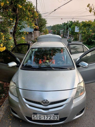 Toyota Vios 2010 . Giá còn thương lượng .