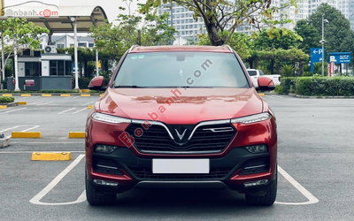 Xe VinFast Lux SA 2.0 Plus 2.0 AT 2019