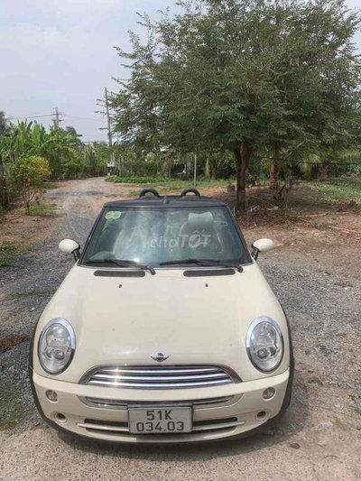 Mini Cooper màu Trắng kem