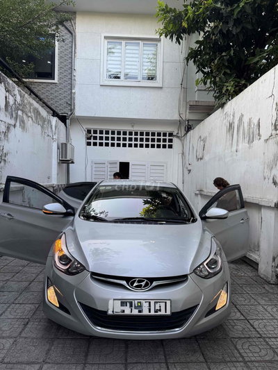 Hyundai Elantra 2014 Bạc 48.000 km nhập Hàn Quốc