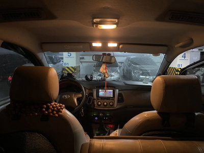 Toyota Innova 2013 2.0E Bạc 200.000 km