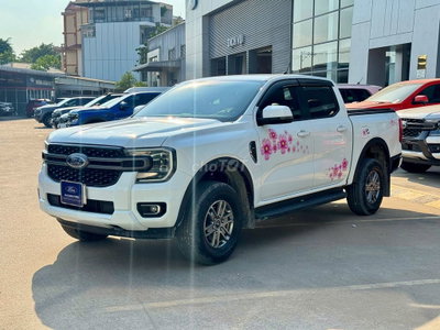 Ford Ranger XLS Nextgen 2023 Trắng 33.000km