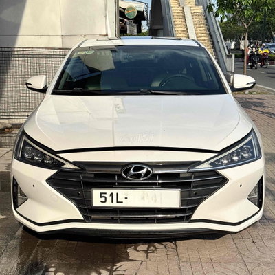 Hyundai Elantra 2021 at 2.0 Trắng