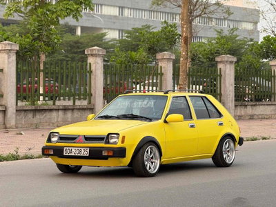Mitsubishi Colt 1975 Vàng