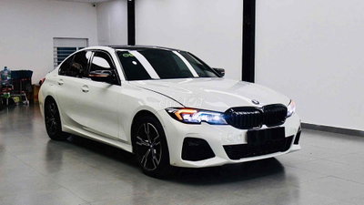 BMW 320i Sport Line 2021 Trắng 36.000km