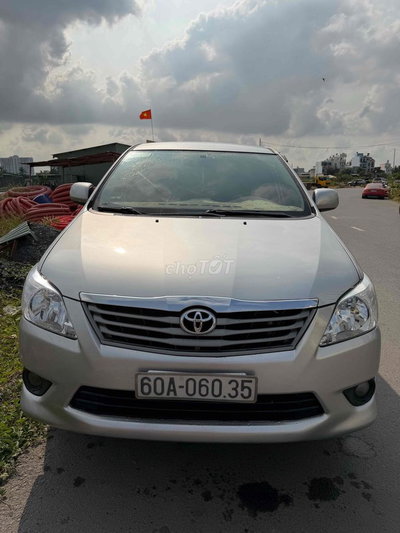 Toyota Innova 2012 Bạc 160.000 km