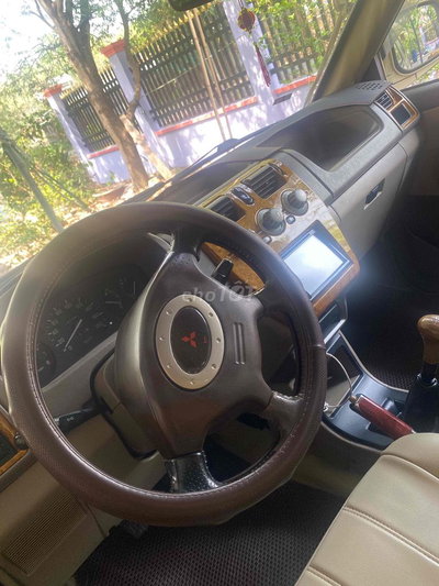 Mitsubishi Jolie Vàng cát