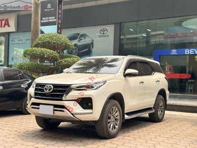 Xe Toyota Fortuner 2.7V 4x4 AT 2021